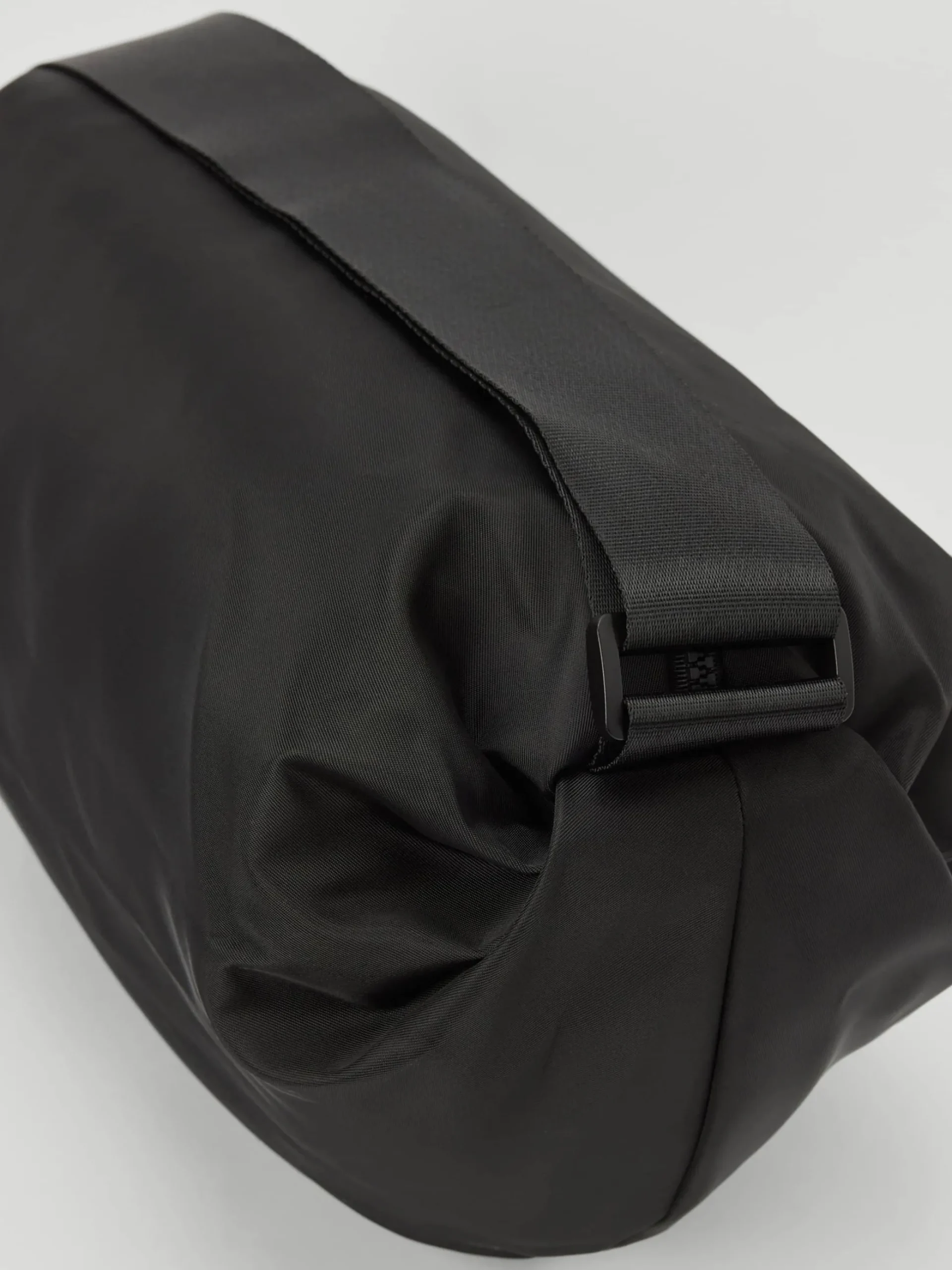 Borg Active Shoulder Bag 9L