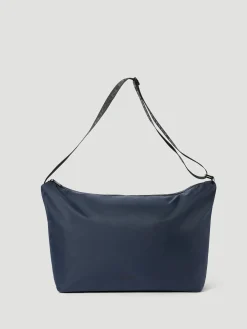 Borg Classic Shoulder Bag 13L