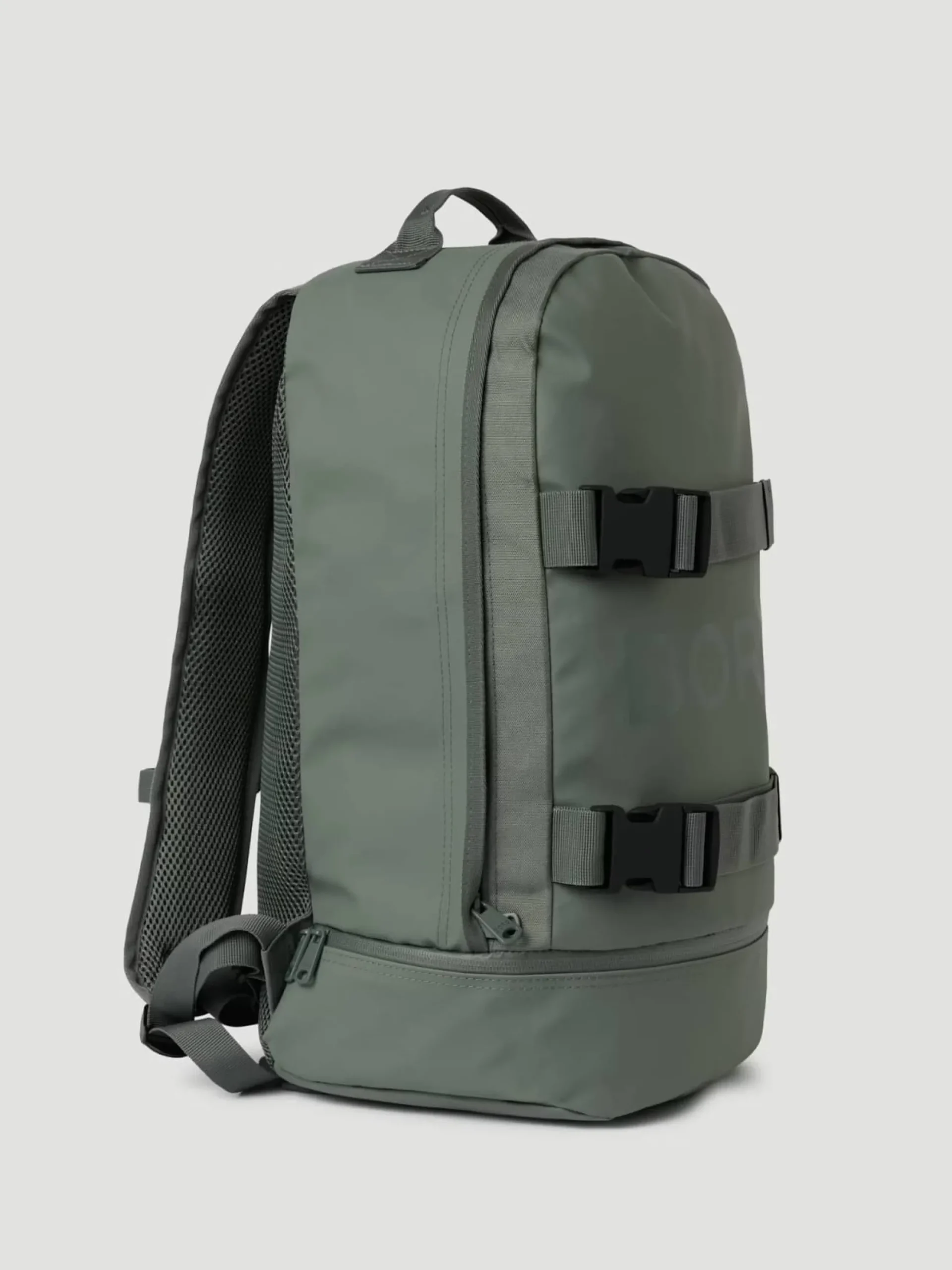Borg Duffle Backpack 28L
