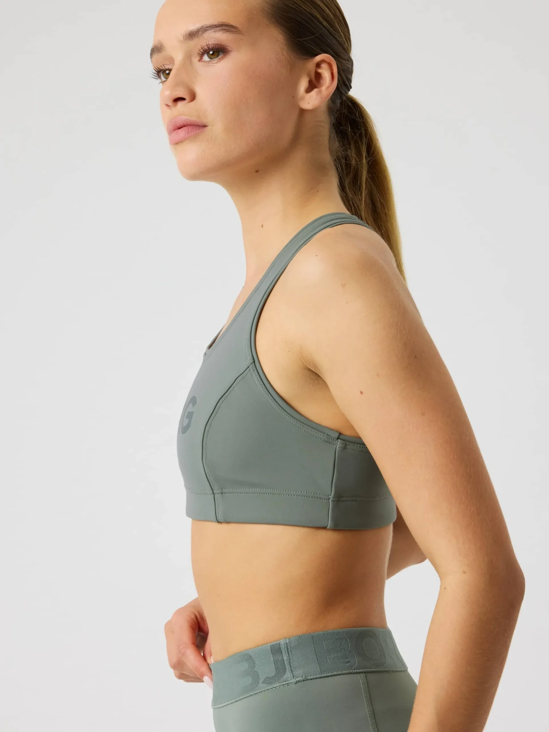 Borg Mid Support Sports Bra