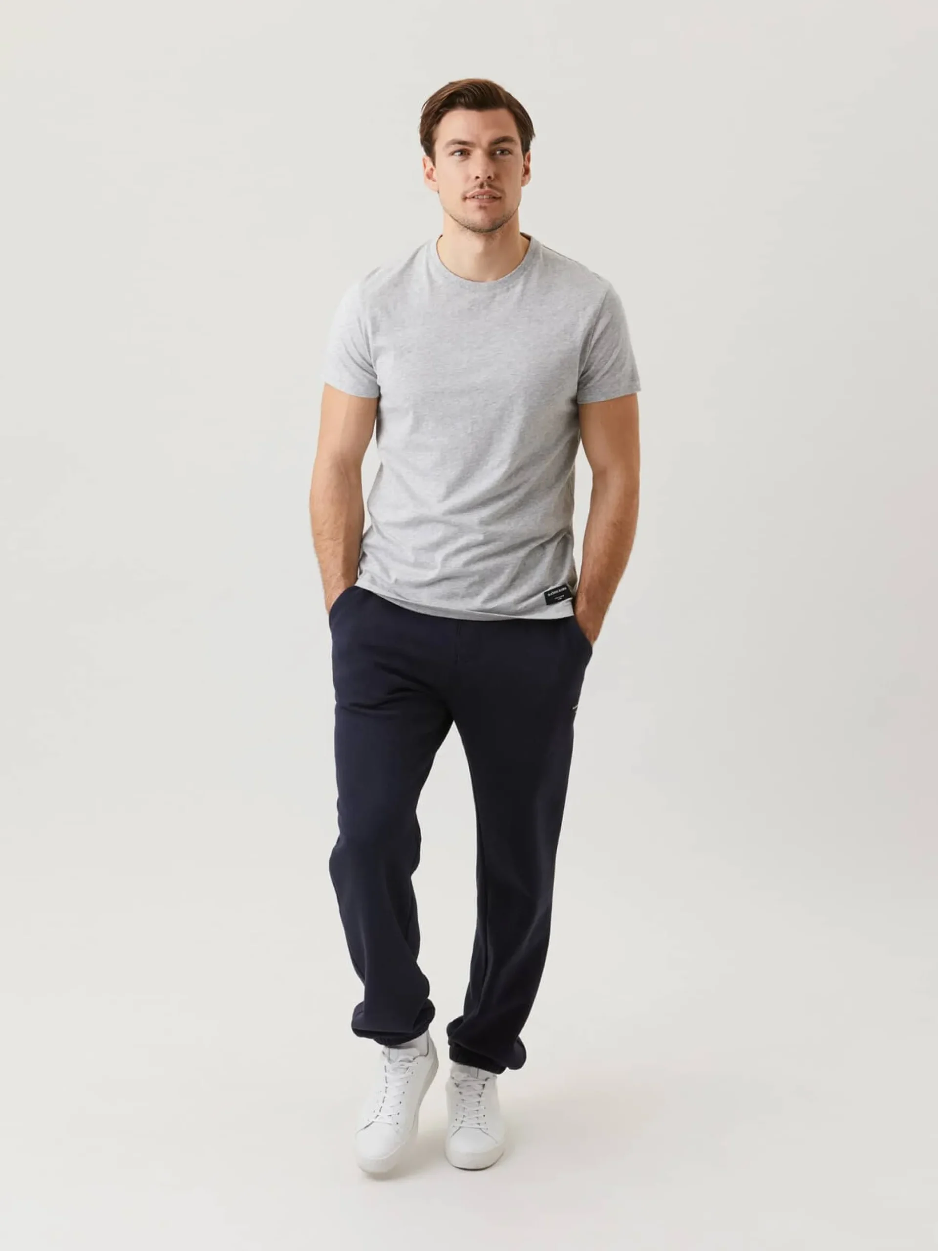 Centre Tee