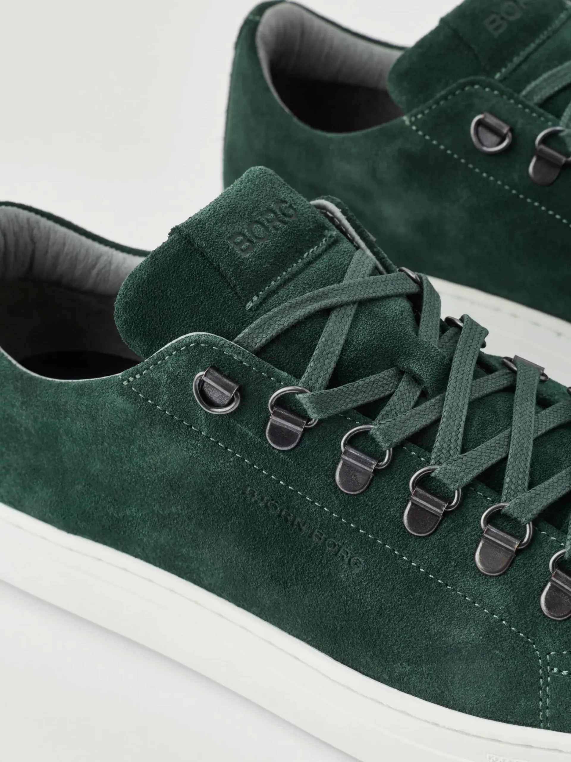 Men's Classic Suede D-Ring Sneakers