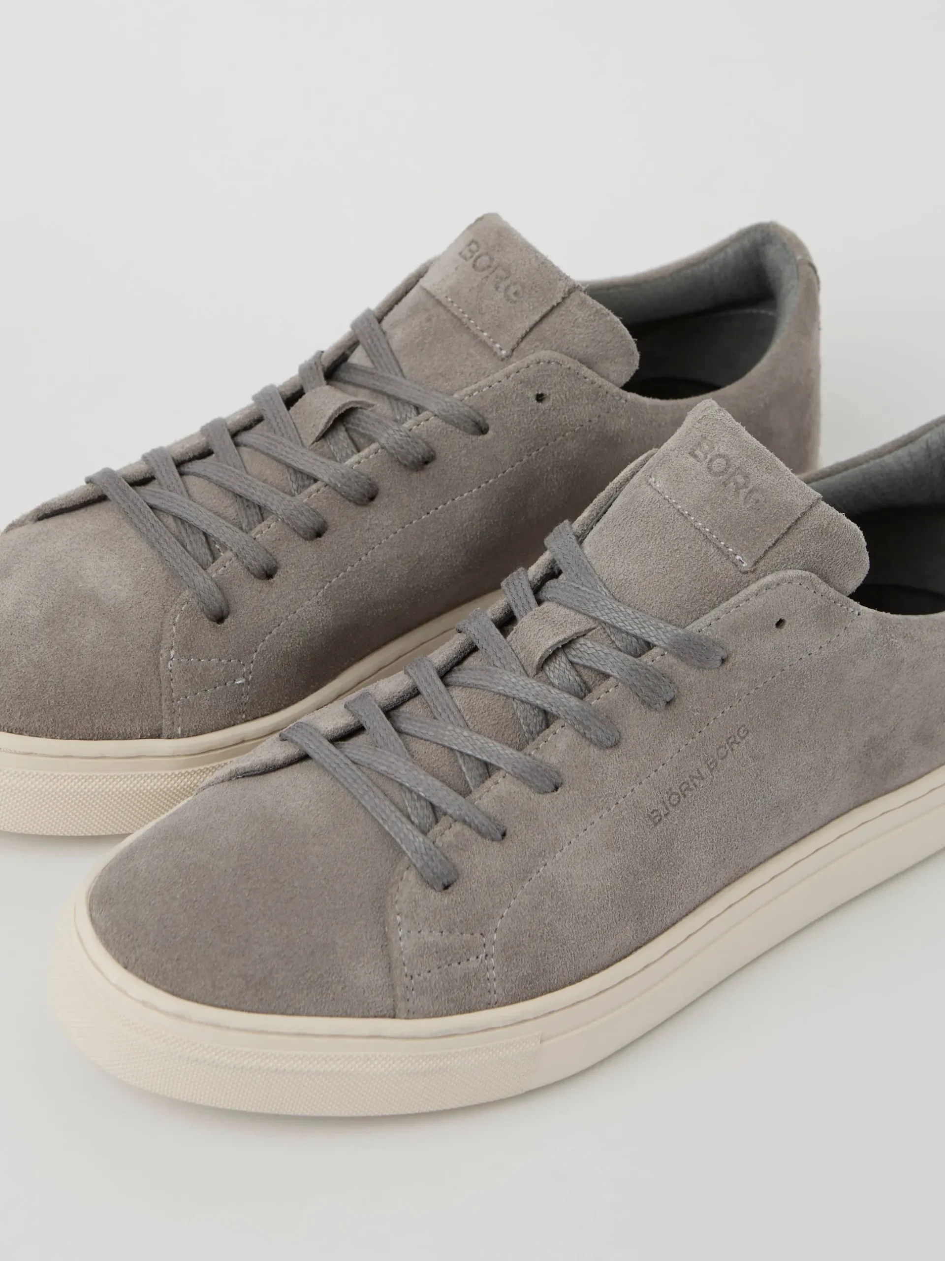 Men's Classic Suede Sneakers