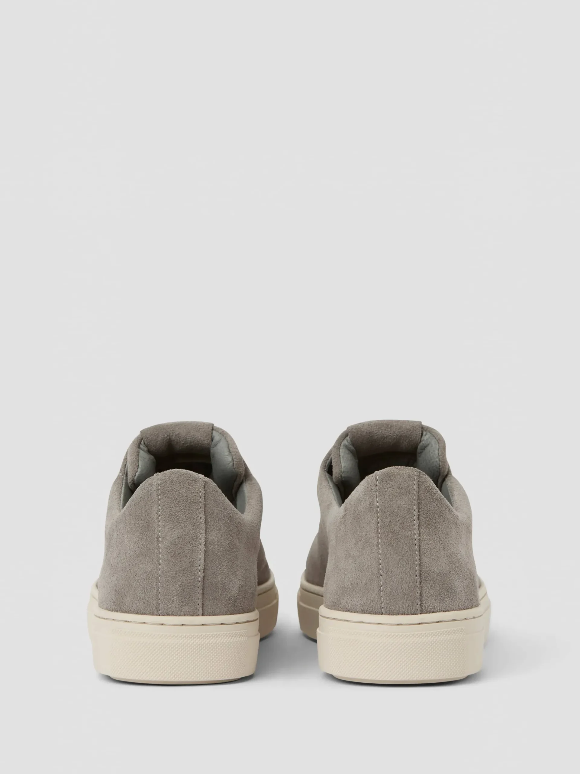 Men's Classic Suede Sneakers