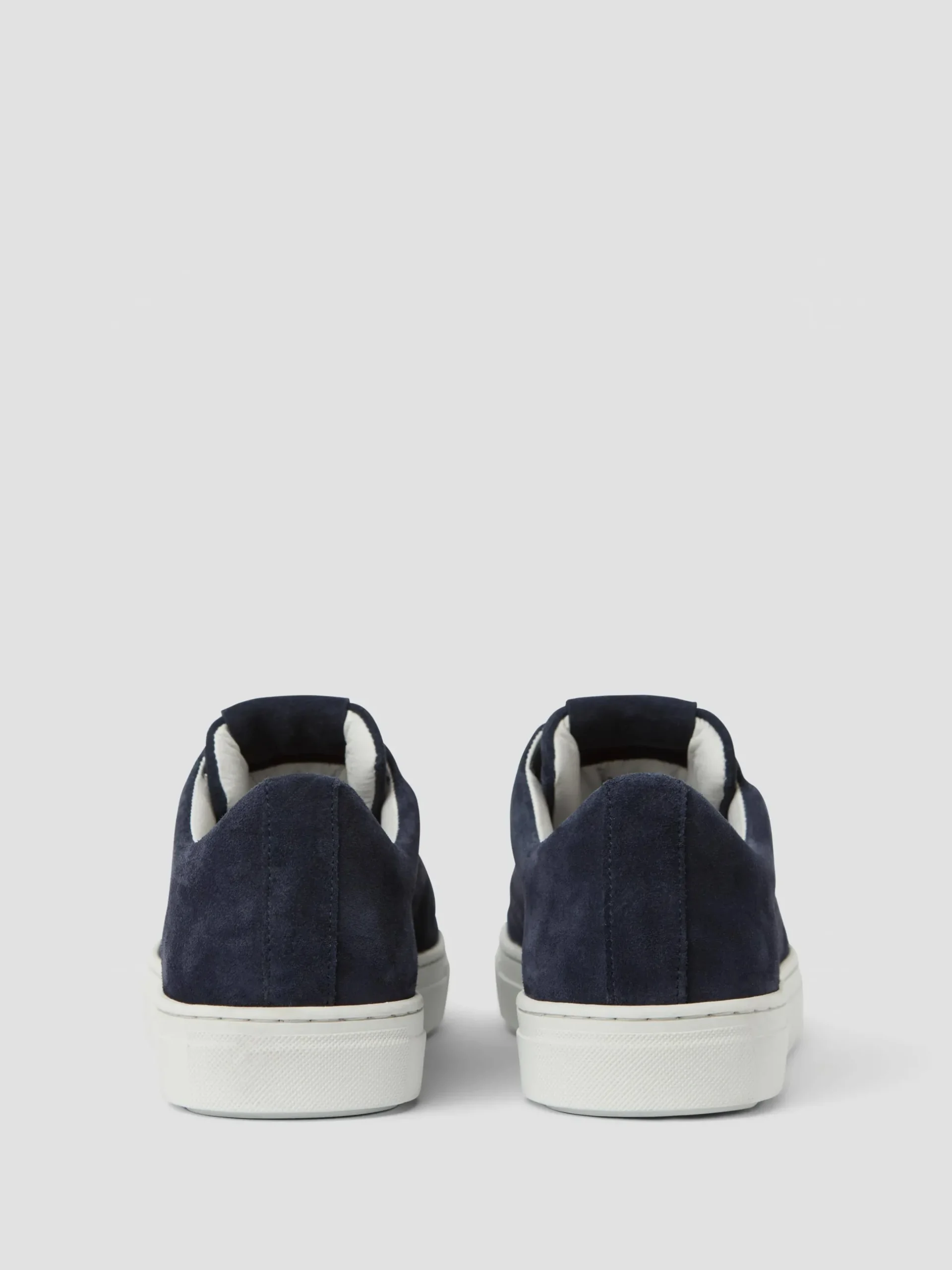 Men's Classic Suede Sneakers