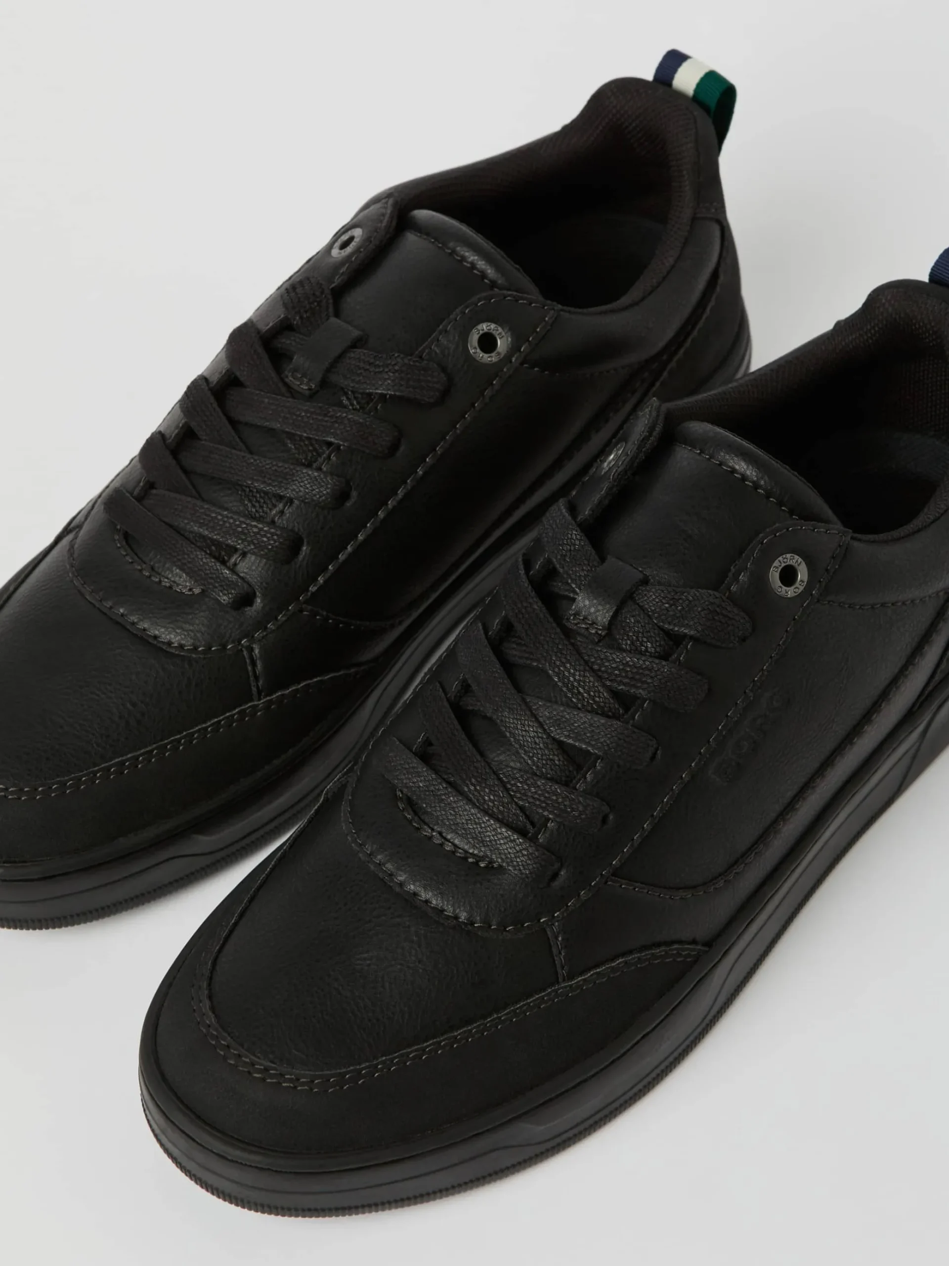 Men's Game Low Sneakers