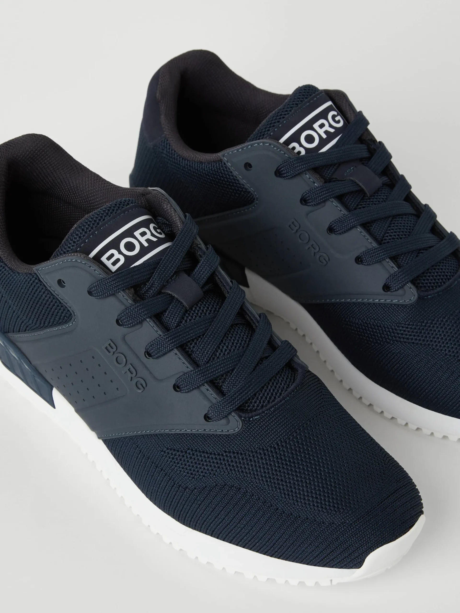 Men’s sneakers R140 Knit