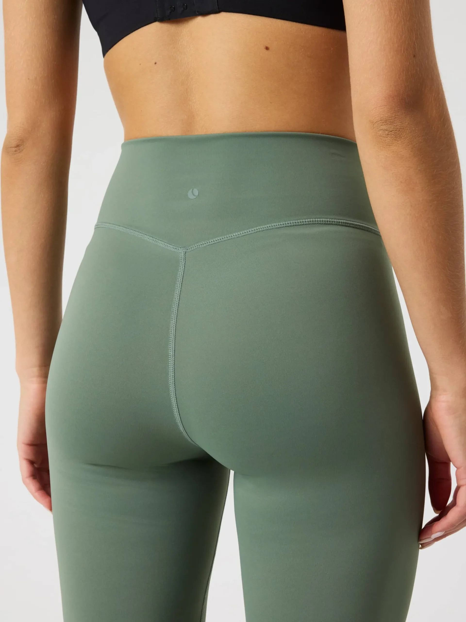 Studio Flared Slit Tights
