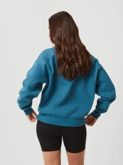 Studio Oversized Crew