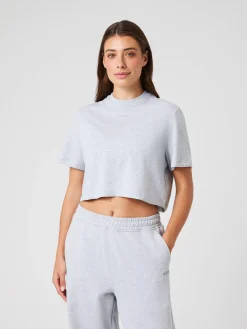 Studio Oversized Cropped T-Shirt