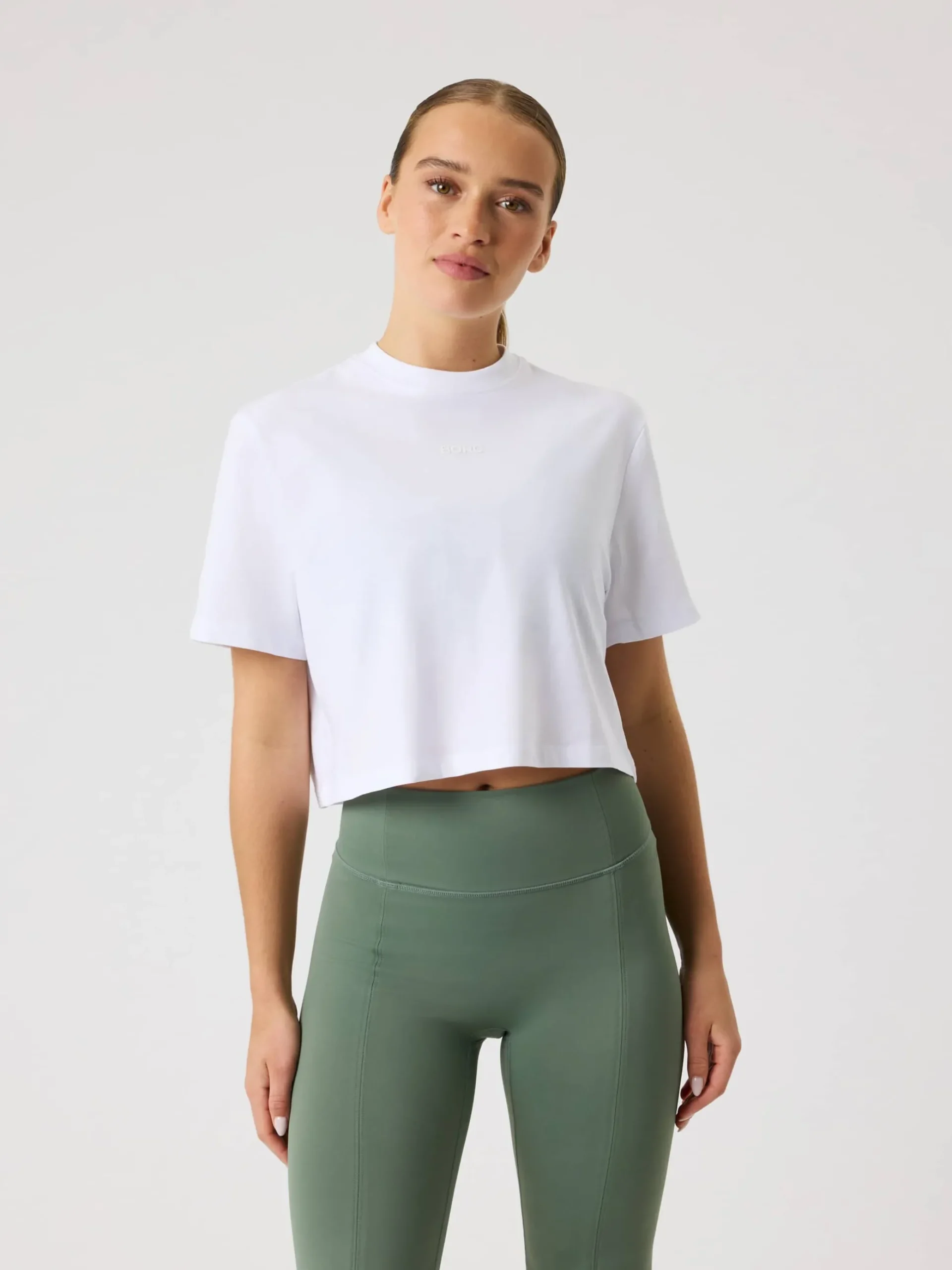 Studio Oversized Cropped T-Shirt