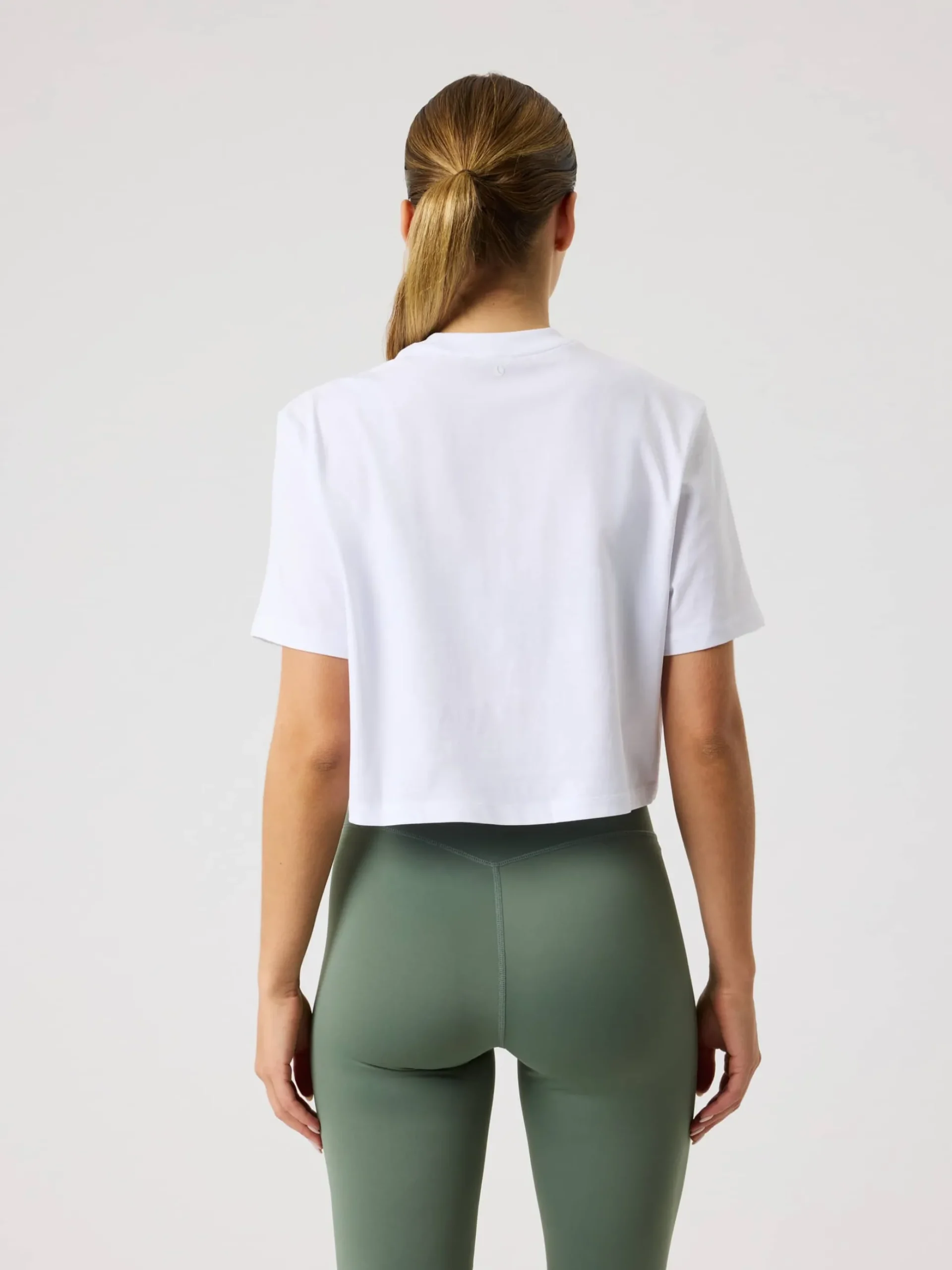 Studio Oversized Cropped T-Shirt