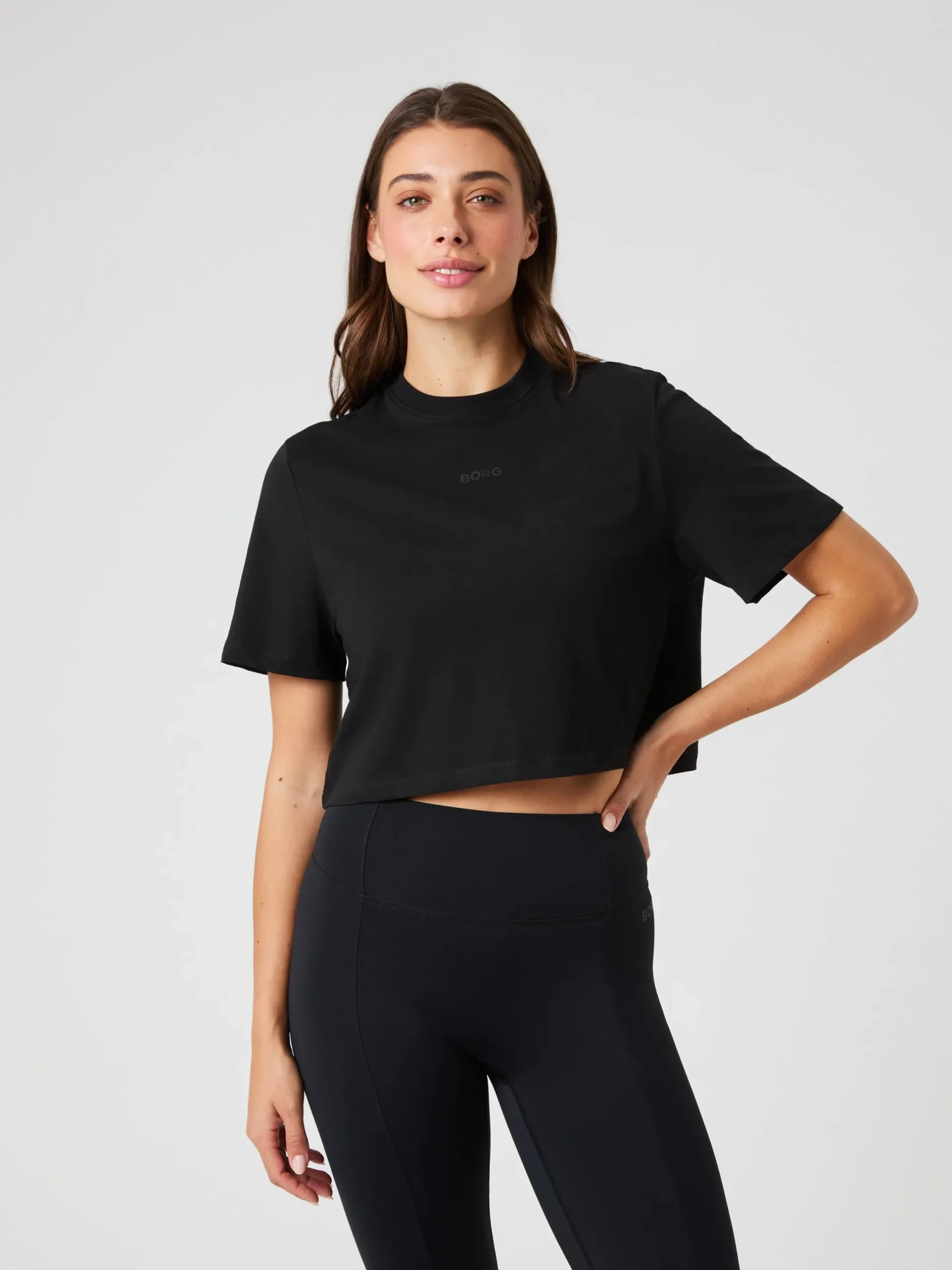 Studio Oversized Cropped T-Shirt