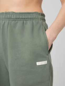 Studio Oversized Sweatshorts