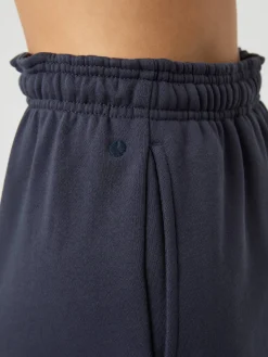 Studio Oversized Sweatshorts