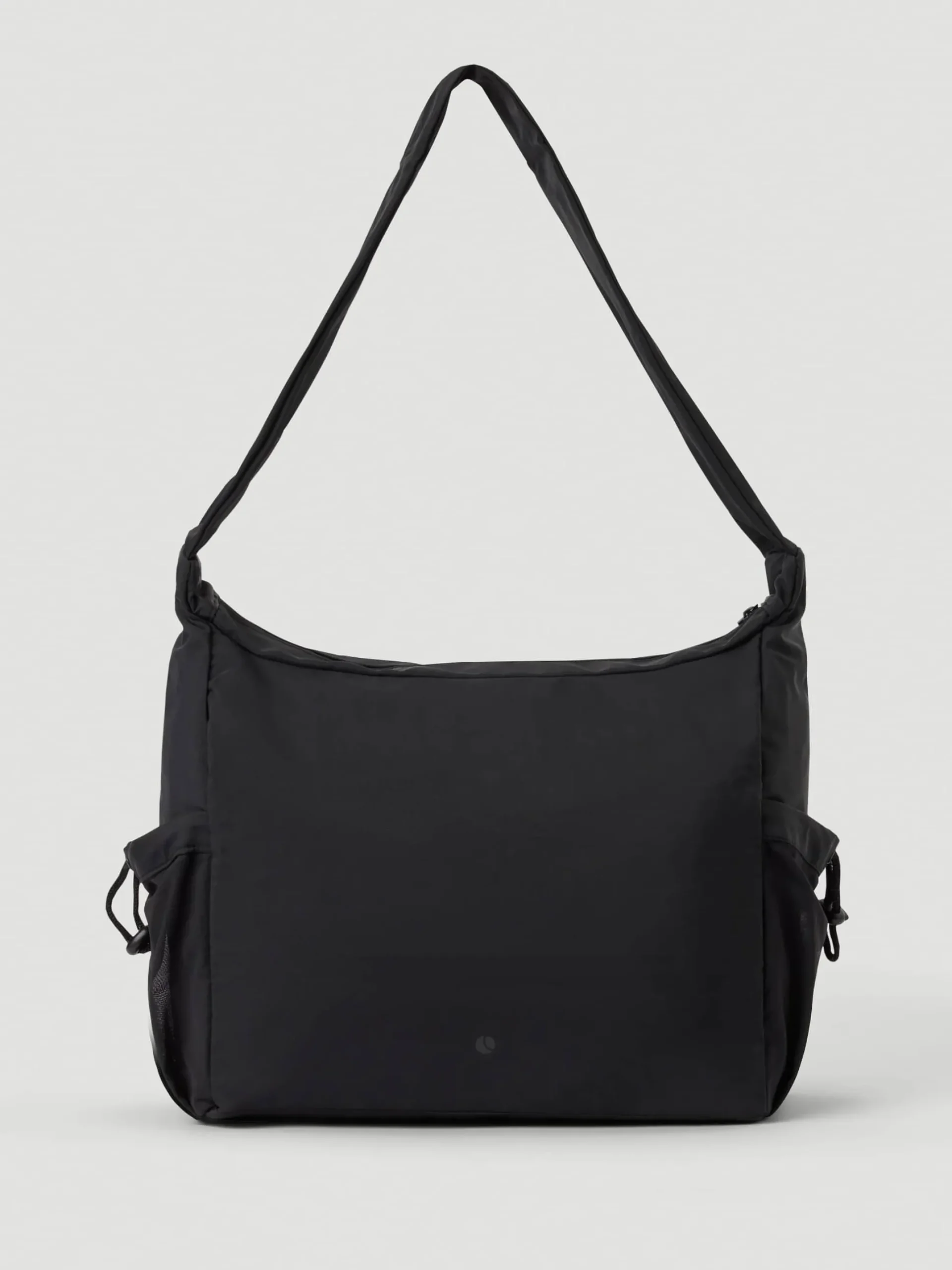 Studio Shoulder Bag 18L