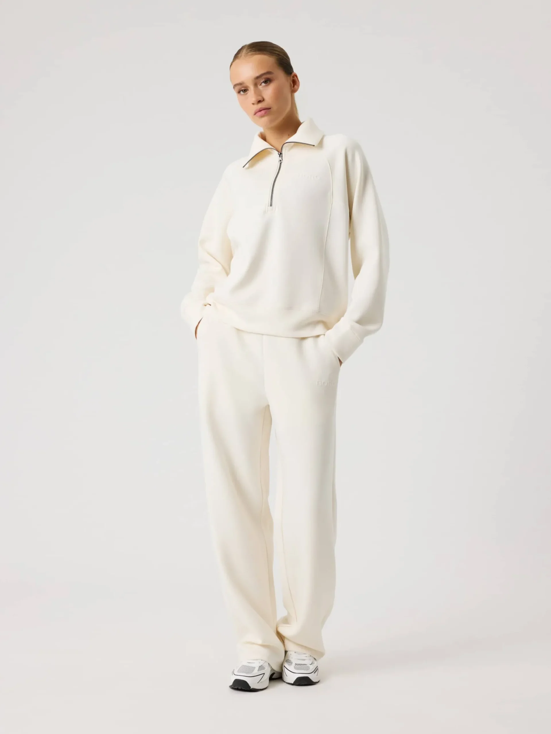 Studio Soft Halfzip Sweatshirt