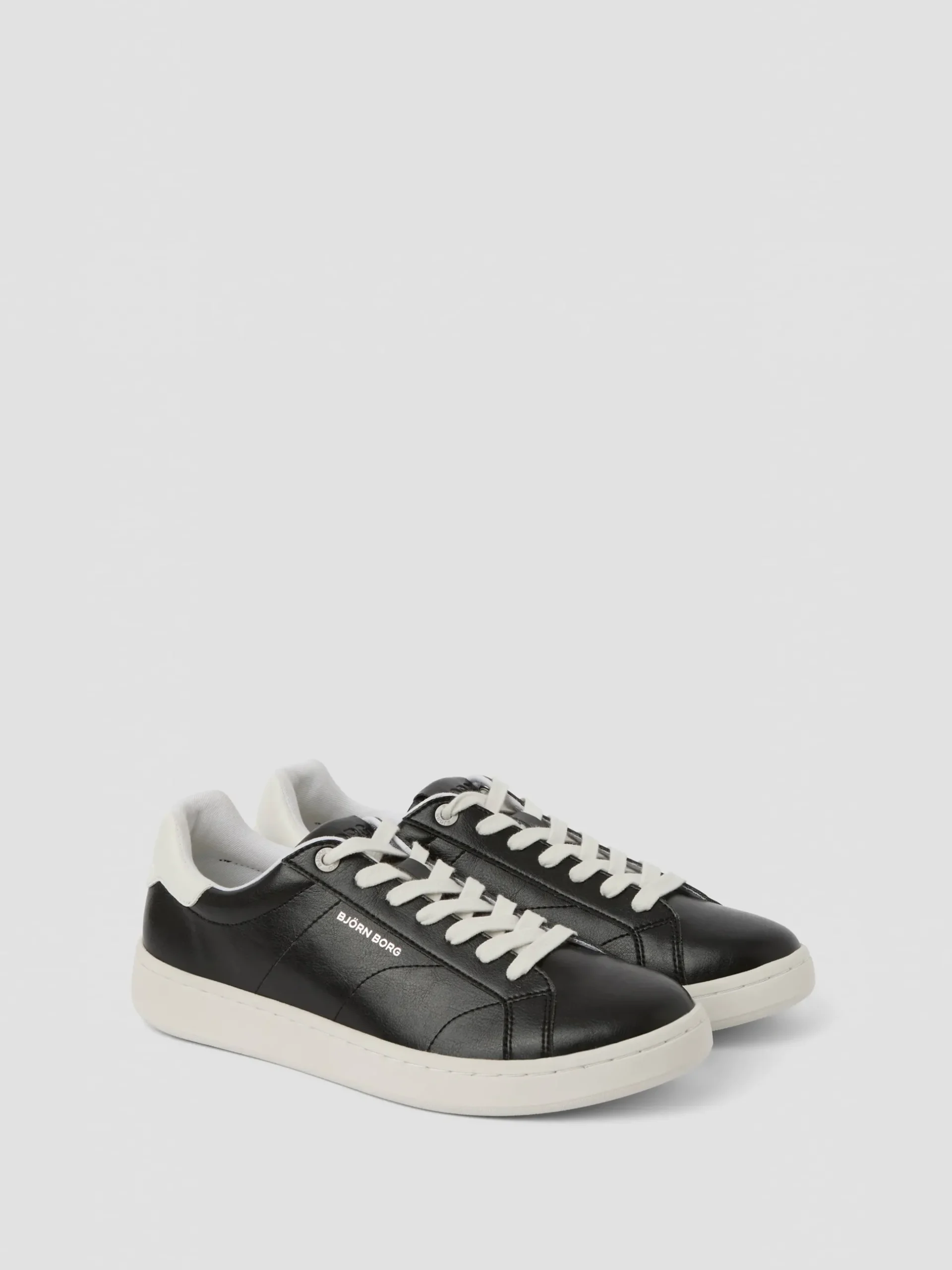 Unisex Deuce Sneakers