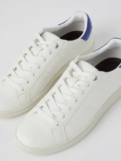 Unisex Deuce Sneakers
