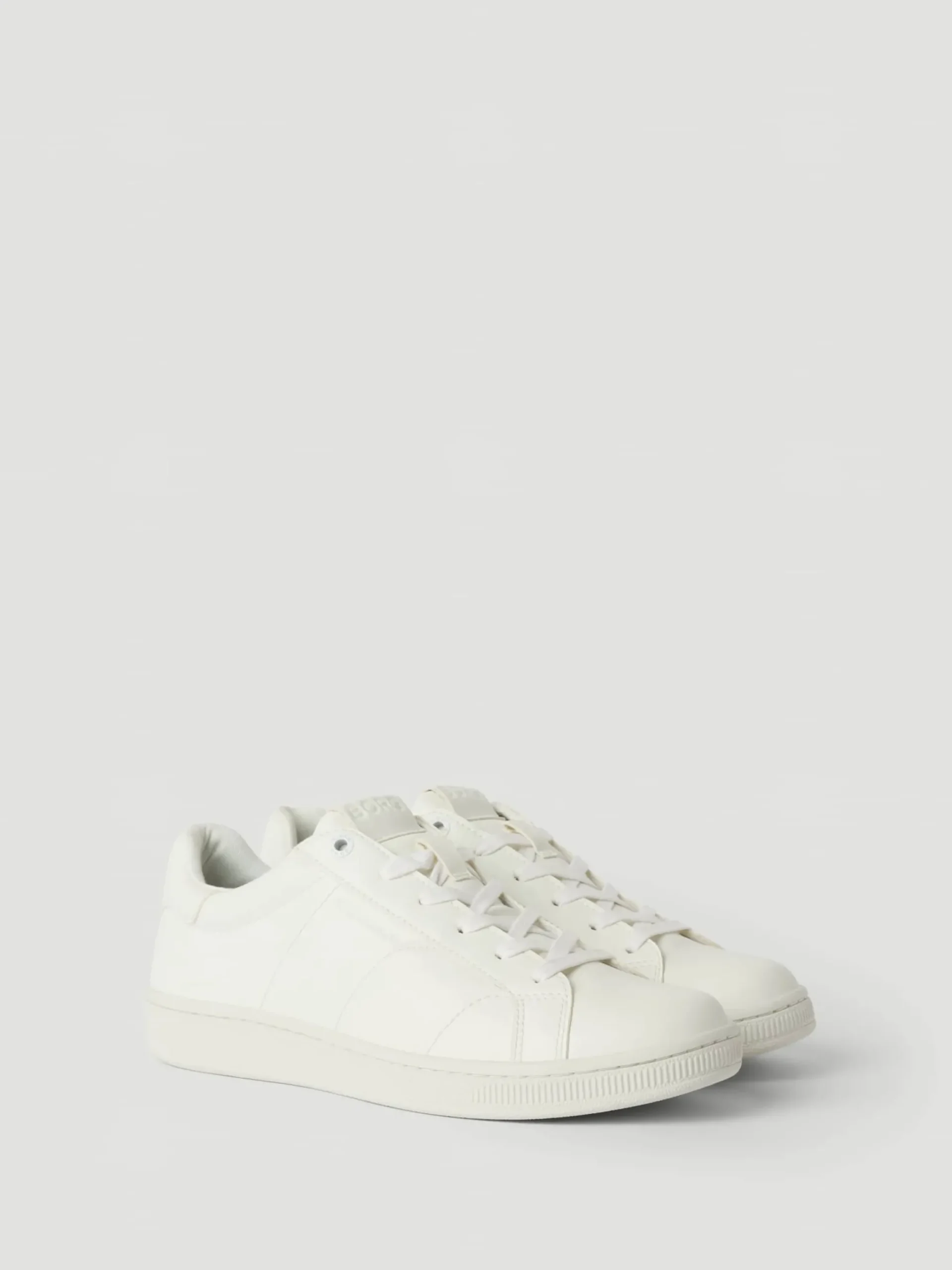 Women's Deuce Sneakers (T305)