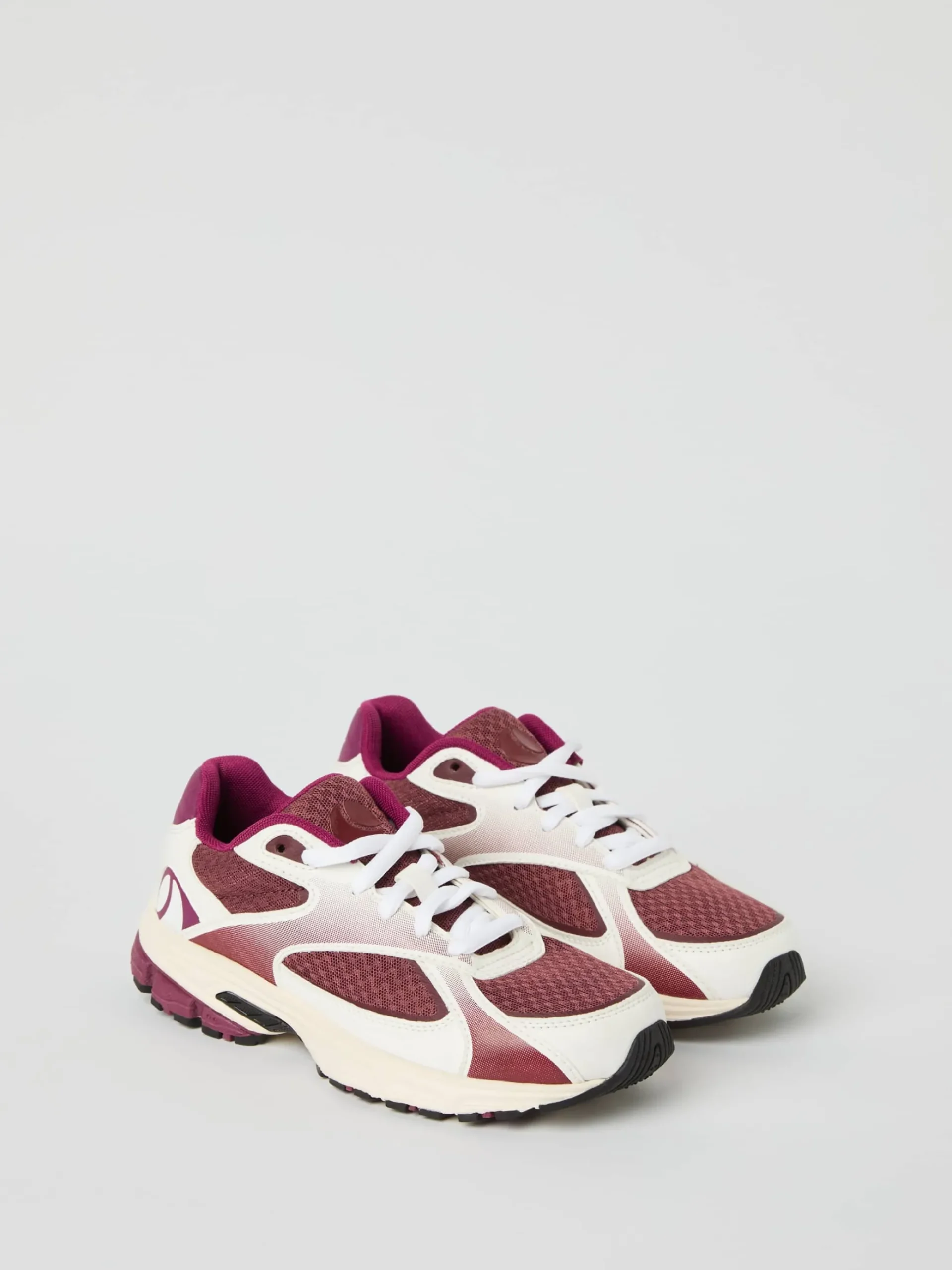 Women's Nova Sneakers