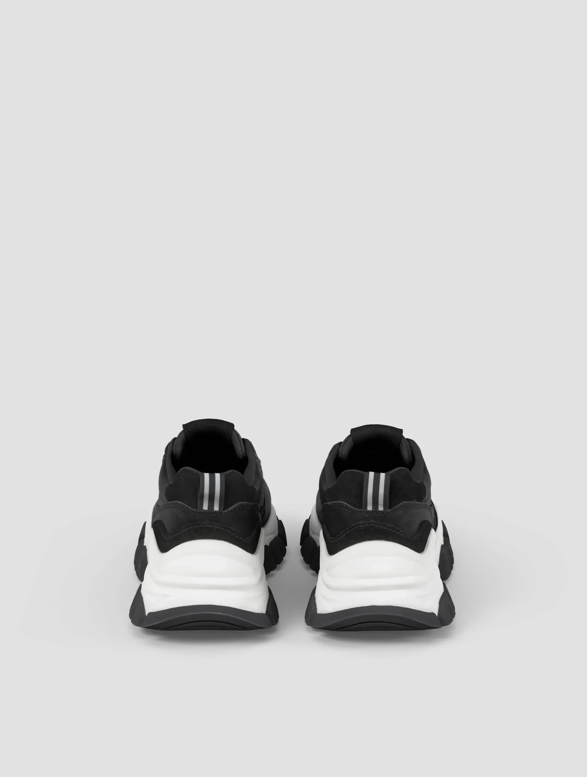 Women's Sneaker R2600 Bsc